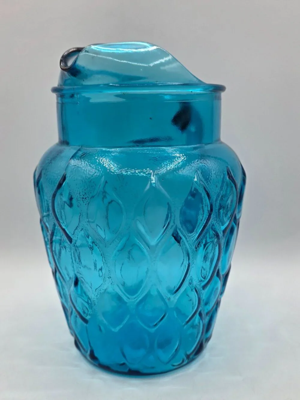 Vtg Anchor Hocking Madrid Laser Blue MCM Teardrop Glass Water Pitcher Ice Lip